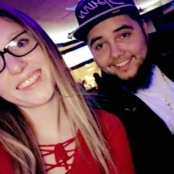 Meet your Posher, Brooke - Picture 1 of 1